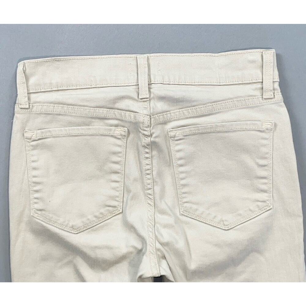 NYDJ Lift/Tuck USA Made 'Crop' Cuffed Buttoned Embellished Lightweight Jeans. 4P - Picture 5 of 5